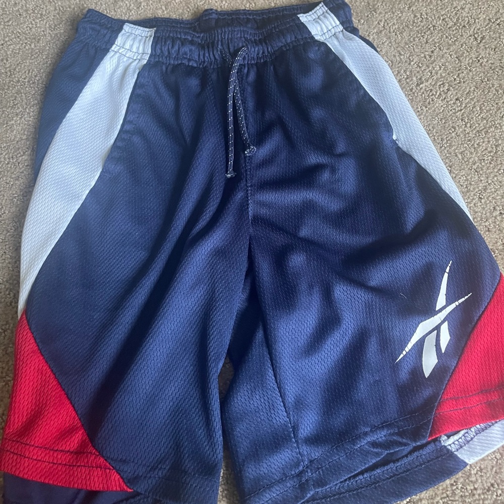 Reebok boys shorts size 10-12